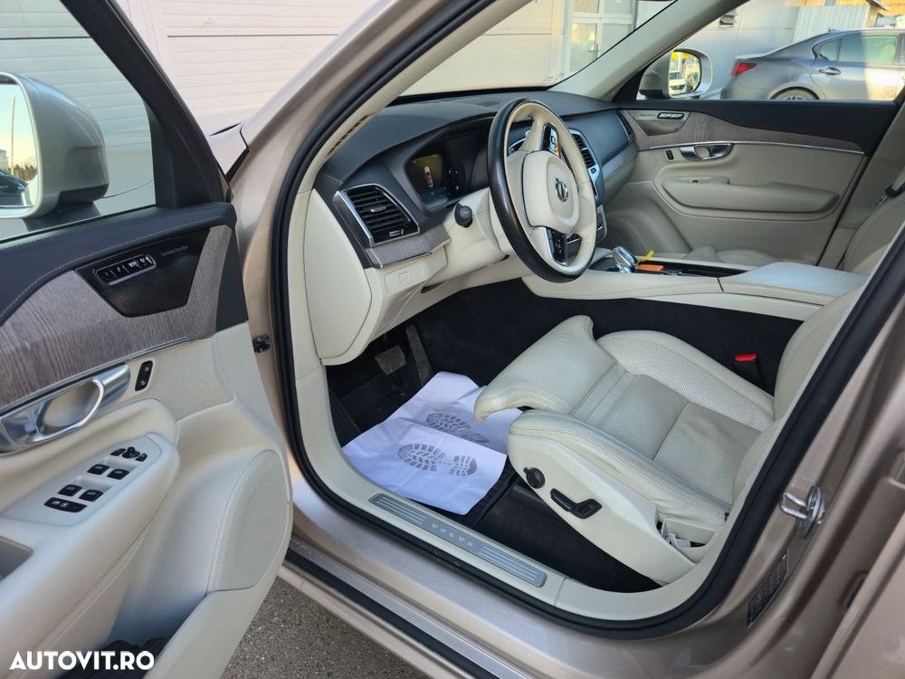 Volvo XC 90 - 20