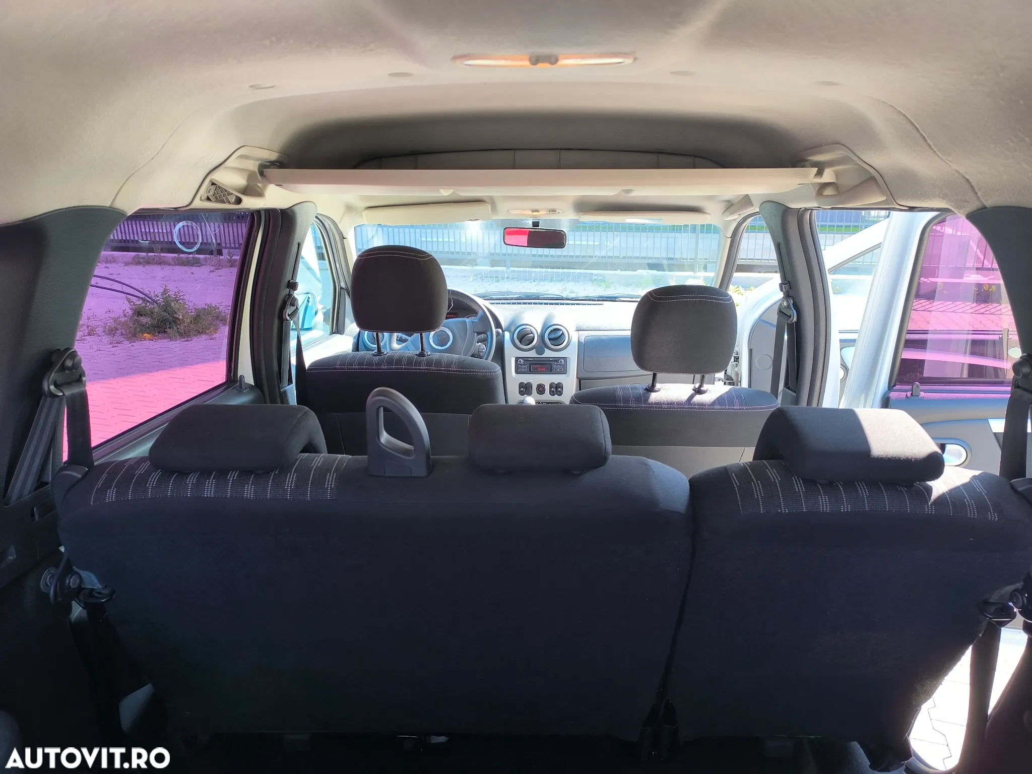 Dacia Logan MCV 1.5 dCi Laureate - 11