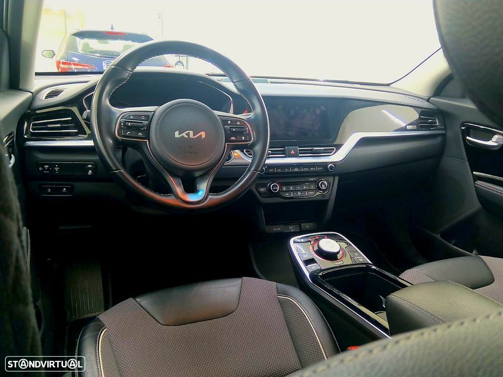 Kia e-Niro 39.2kWh Move 39 - 5
