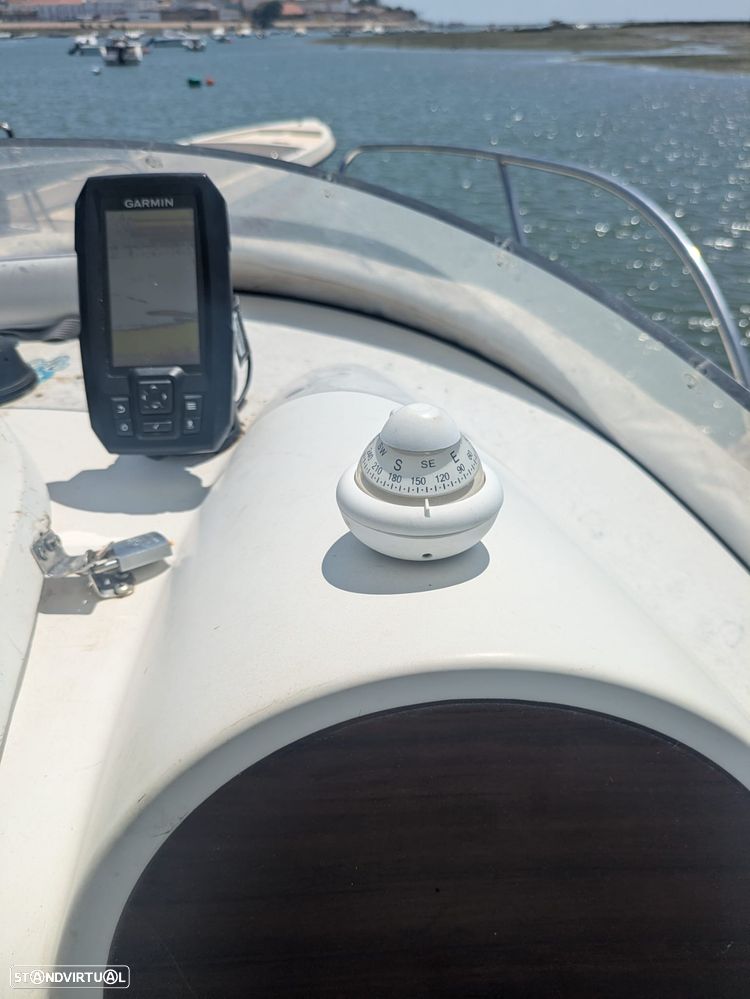 Quicksilver 460 Cabin - 4