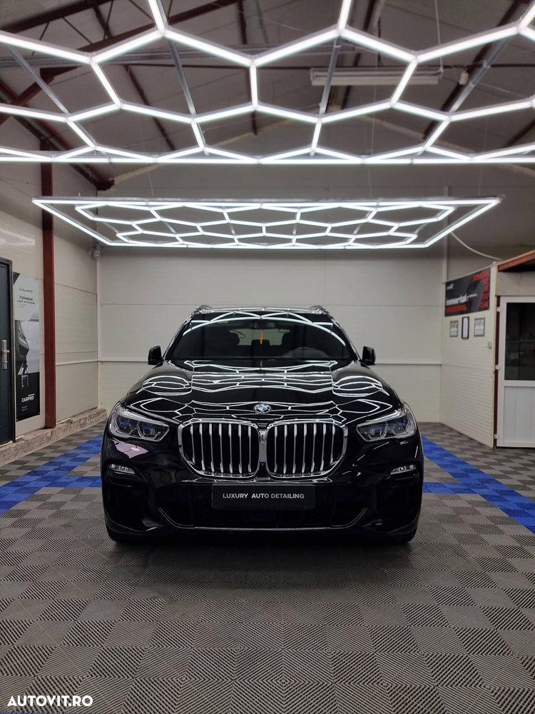 BMW X5 xDrive40i - 1