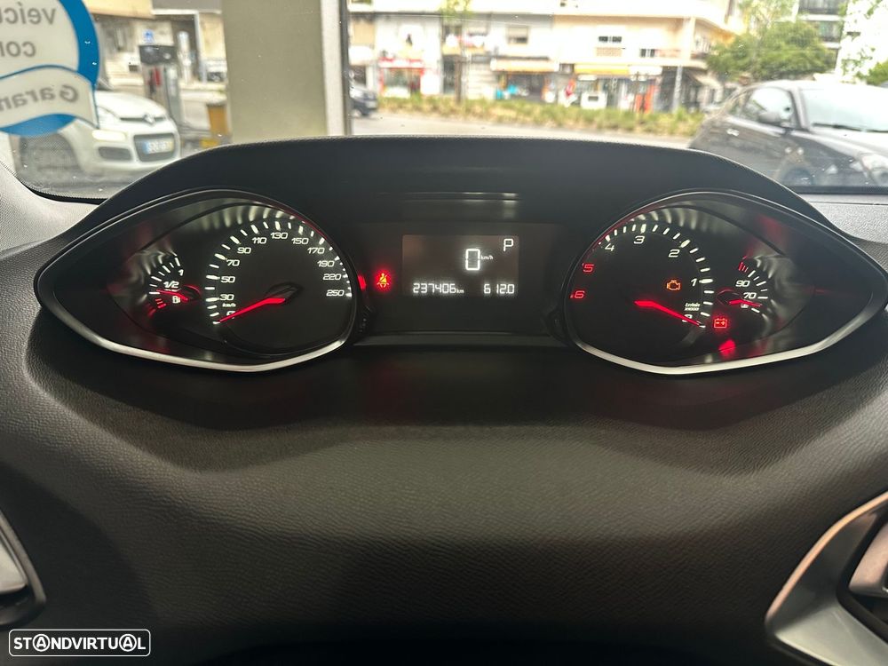 Peugeot 308 SW 1.6 BlueHDi Allure EAT6 - 14