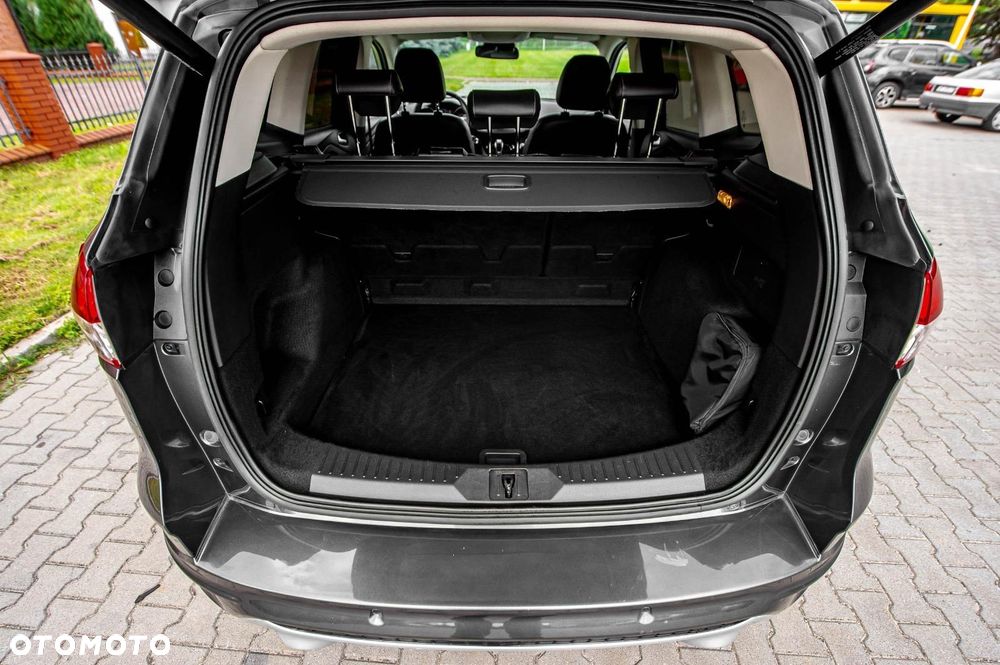 Ford Kuga 1.5 EcoBoost 4x4 Titanium - 39