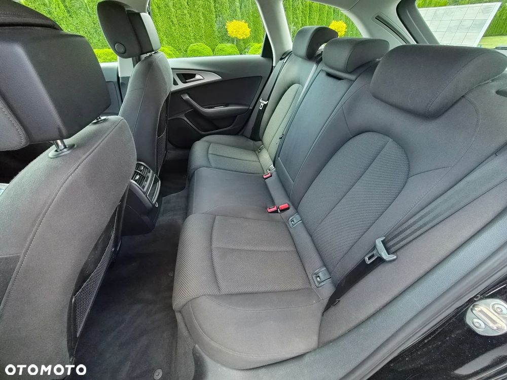 Audi A6 Avant 3.0 TDI quattro S tronic - 10