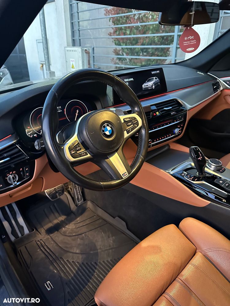 BMW Seria 5 530i xDrive AT - 4