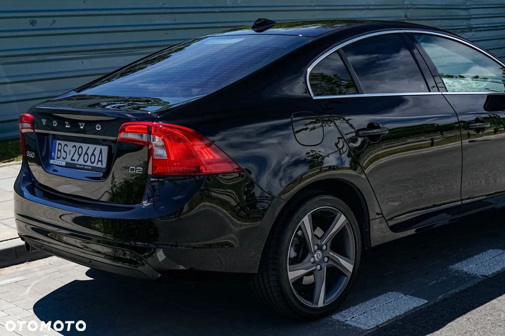 Volvo S60 D2 Drive-E Momentum - 12