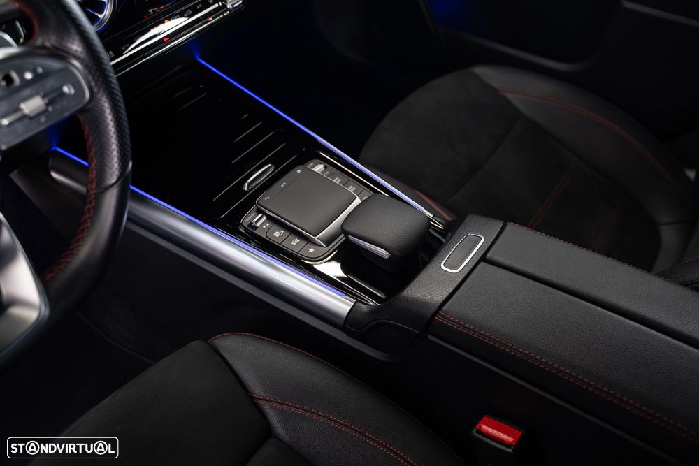 Mercedes-Benz GLA 250 e 8G-DCT - 39