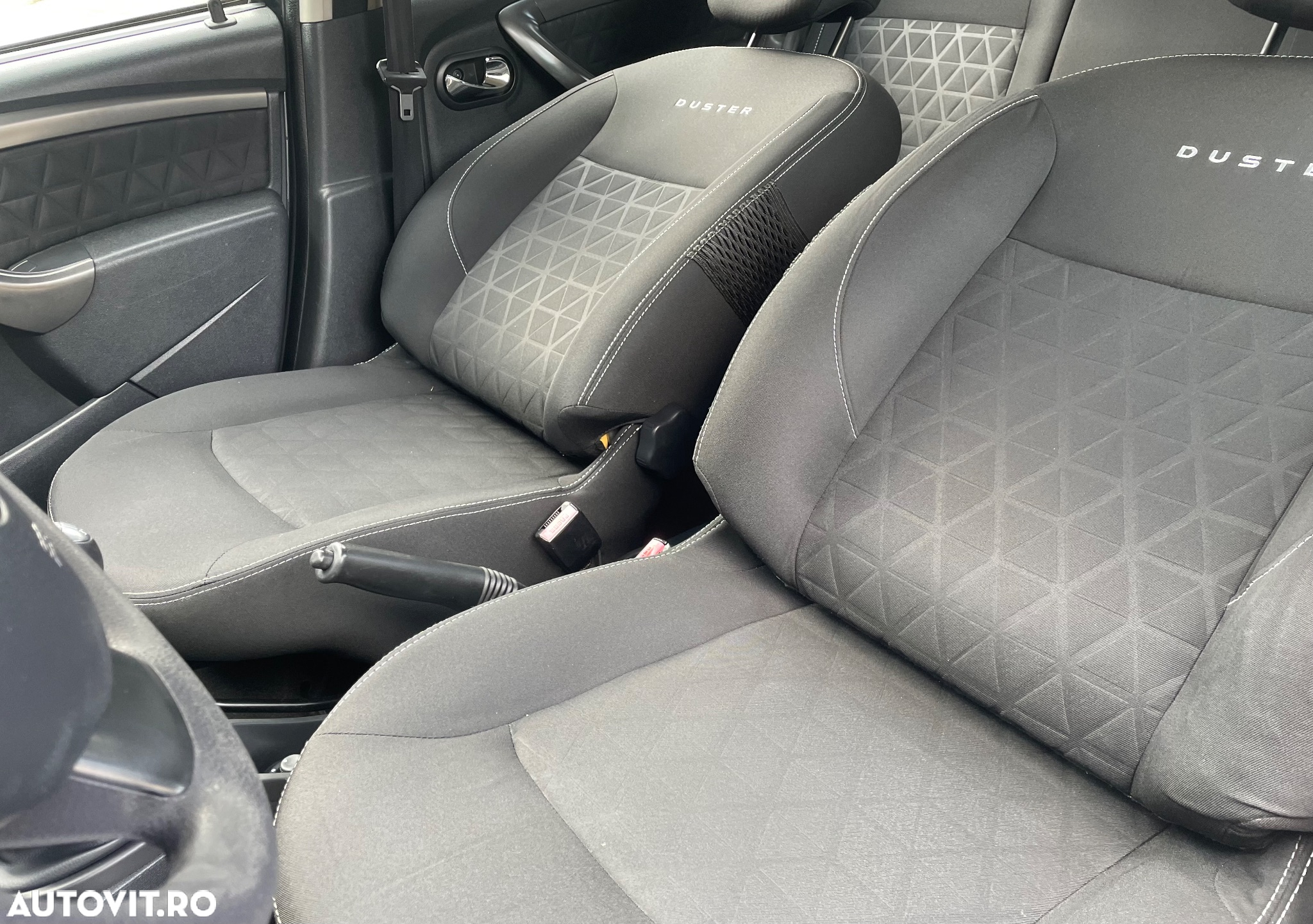 Dacia Duster 1.5 dCi 4x2 Laureate - 34