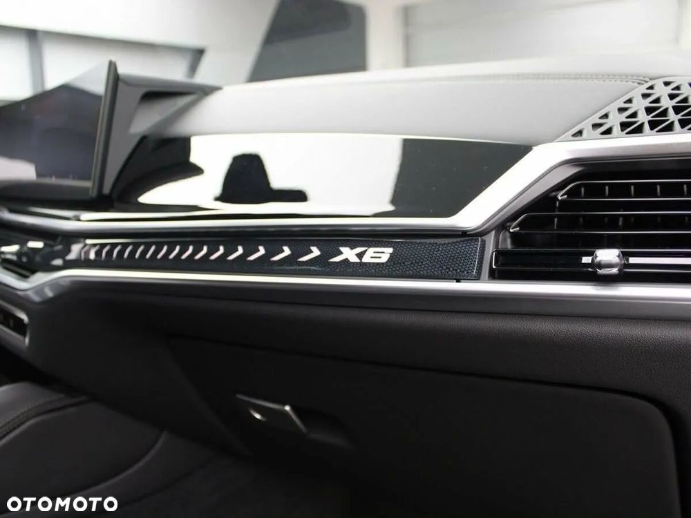 BMW X6 xDrive30d - 15