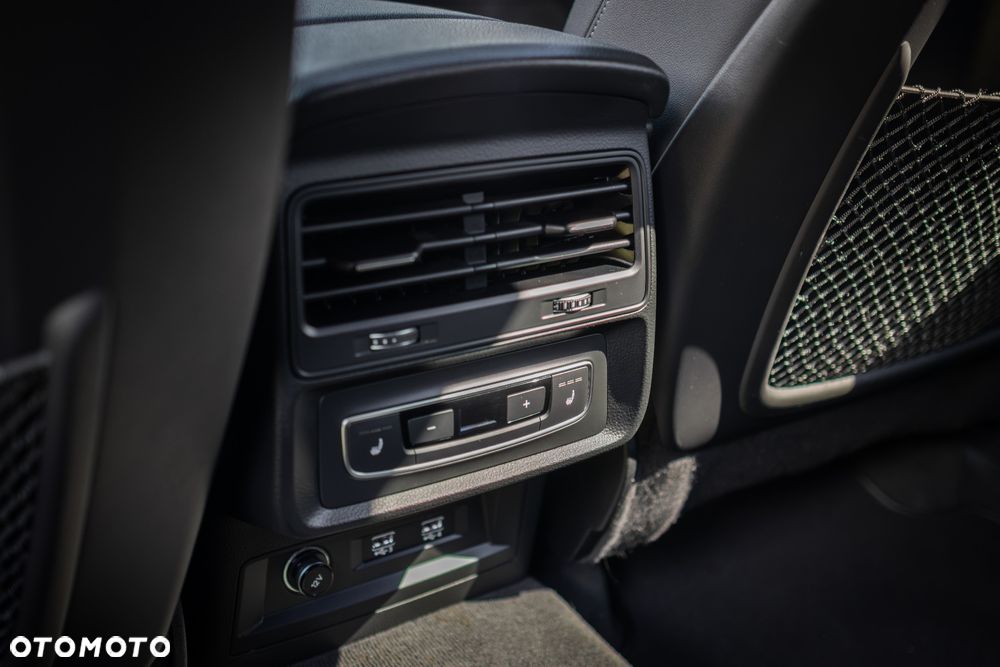 Audi Q8 55 TFSI mHEV Quattro Tiptronic - 21