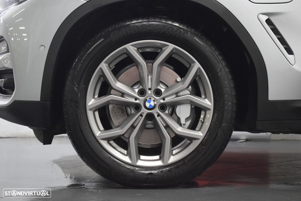 BMW X3 30 e xDrive xLine - 28