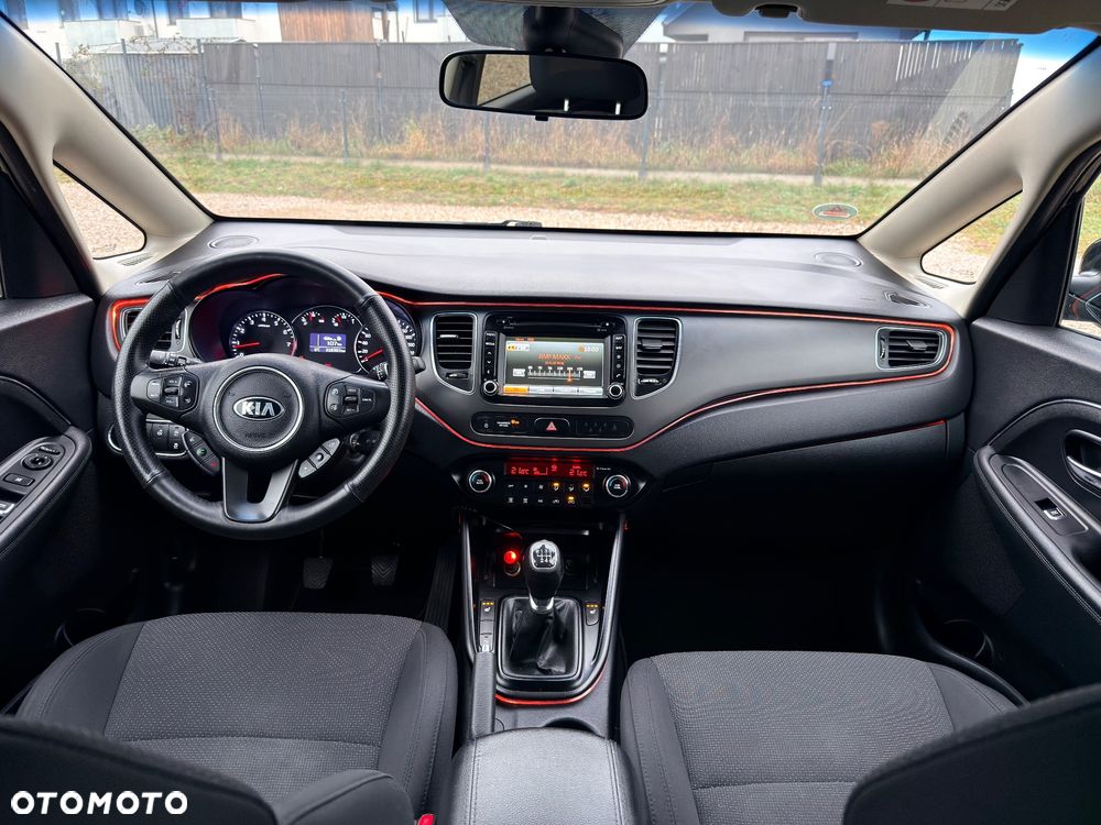 Kia Carens 1.6 GDI XL 7os - 27
