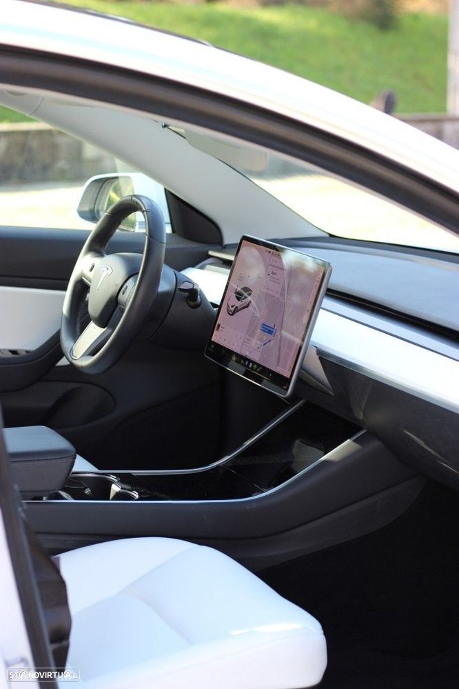 Tesla Model 3 Long Range Tração Integral - 22