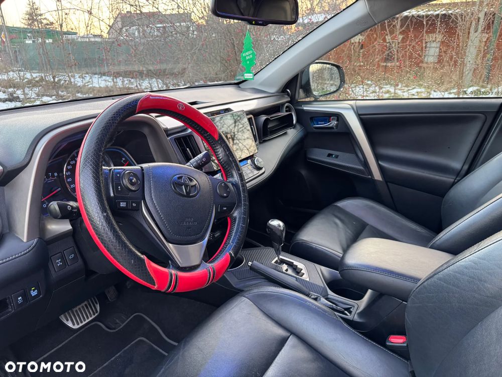 Toyota RAV4 - 14