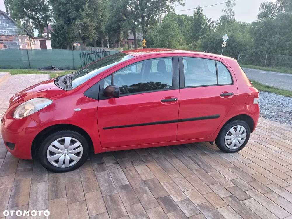 Toyota Yaris 1.0 Sol - 5
