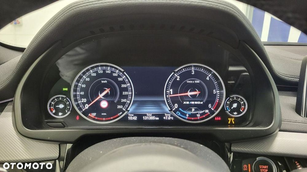 BMW X6M - 16