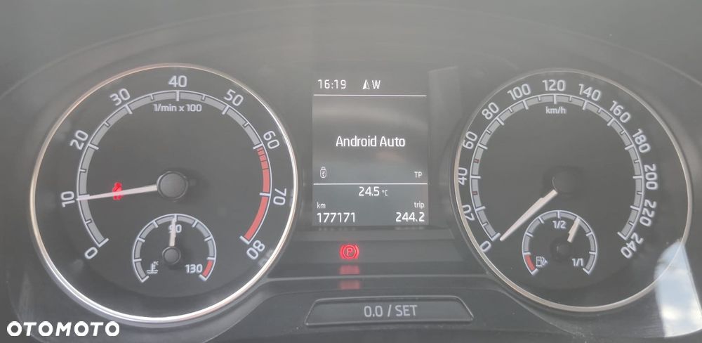 Skoda RAPID 1.0 TSI Ambition - 13