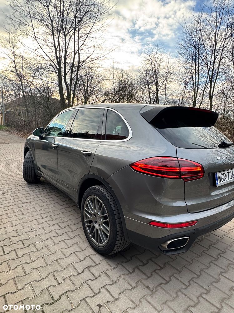 Porsche Cayenne - 7