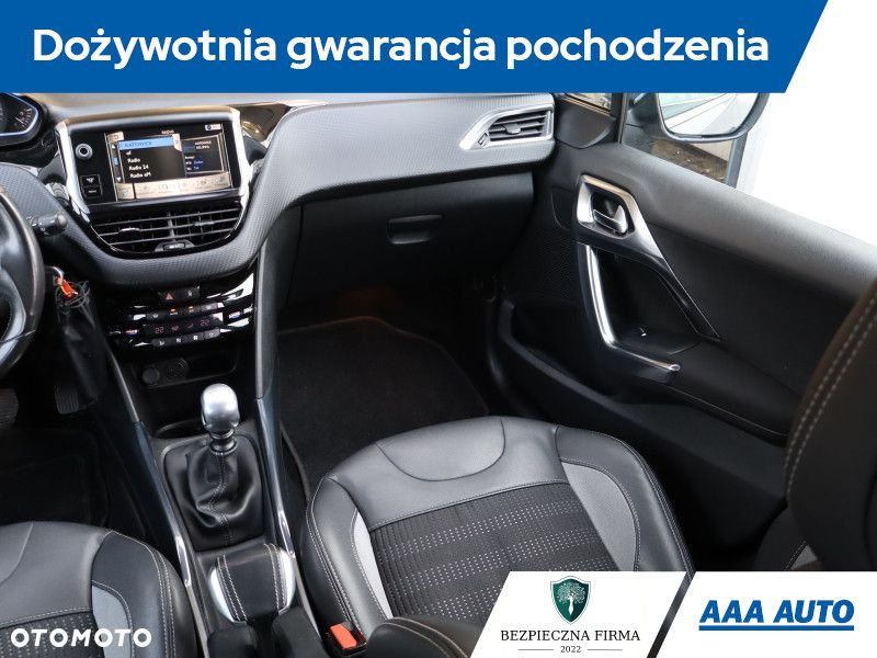 Peugeot 2008 - 9