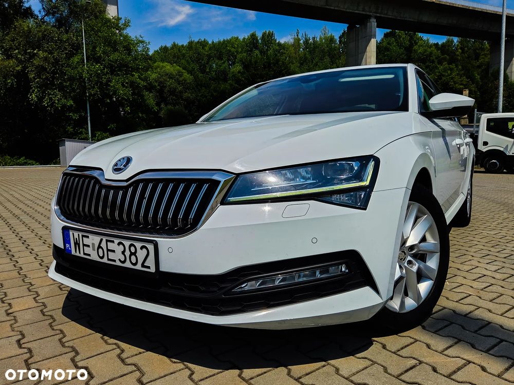 Skoda Superb 2.0 TDI SCR 4x4 Style DSG - 2
