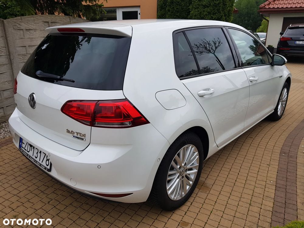 Volkswagen Golf - 5