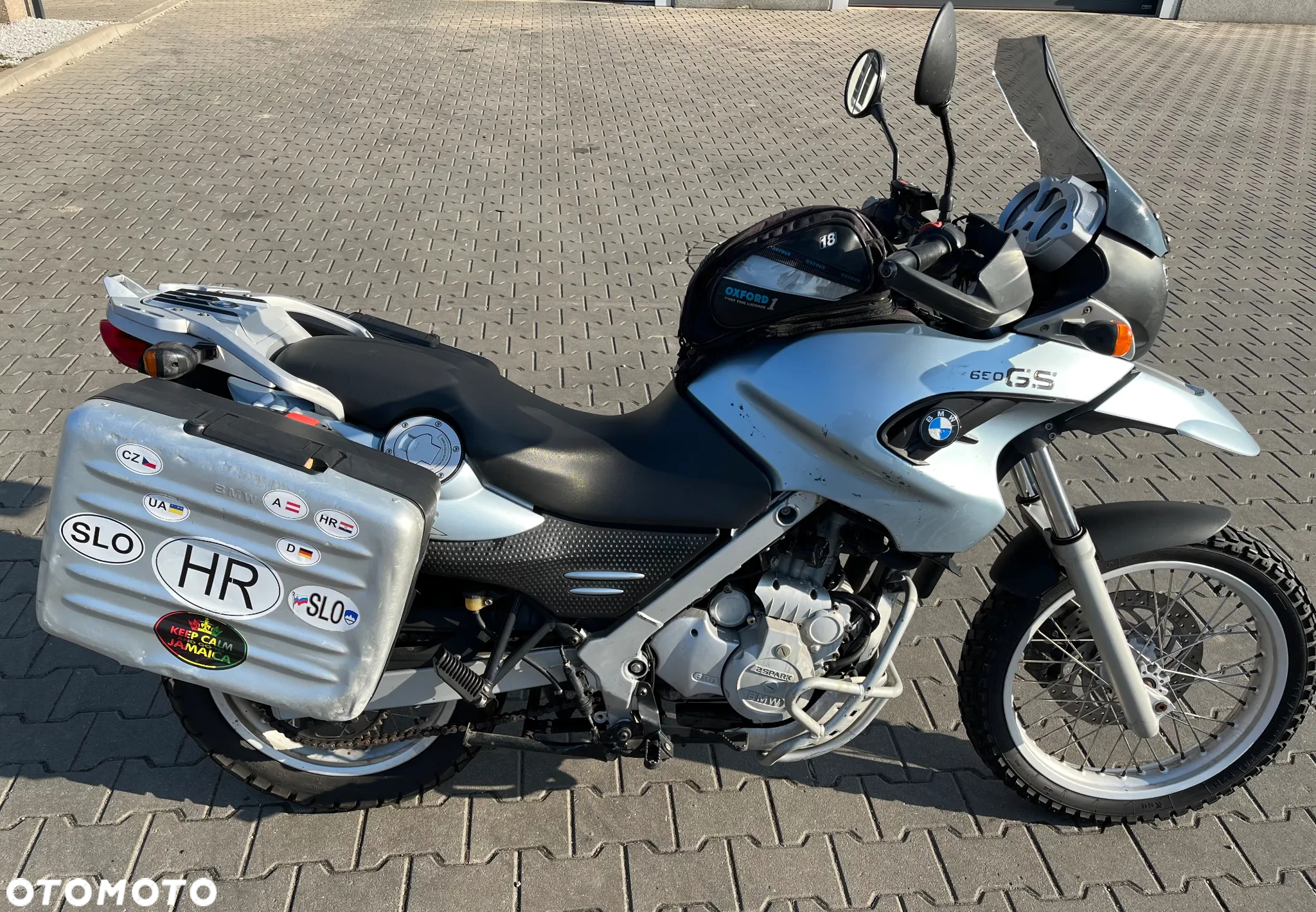 BMW F - 2