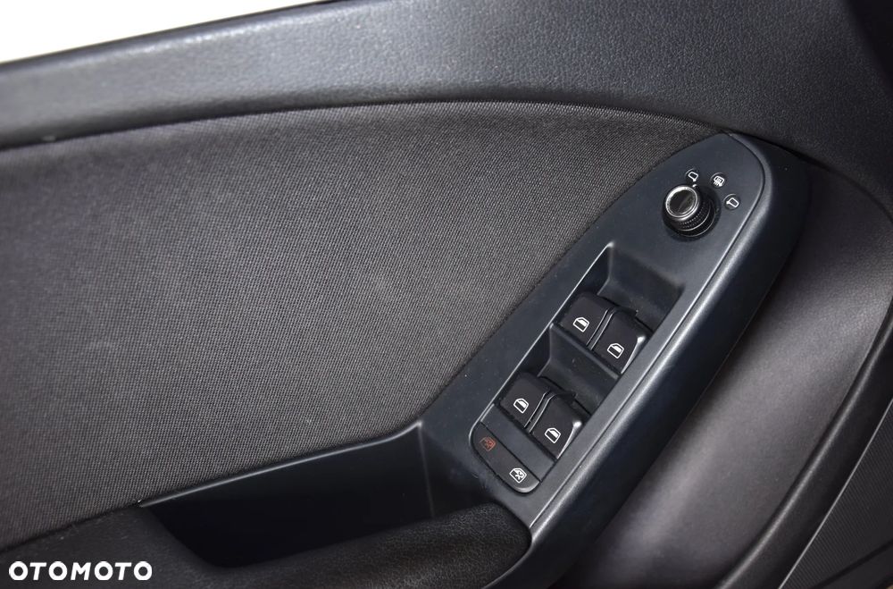 Audi A4 Avant 2.0 TDI - 26