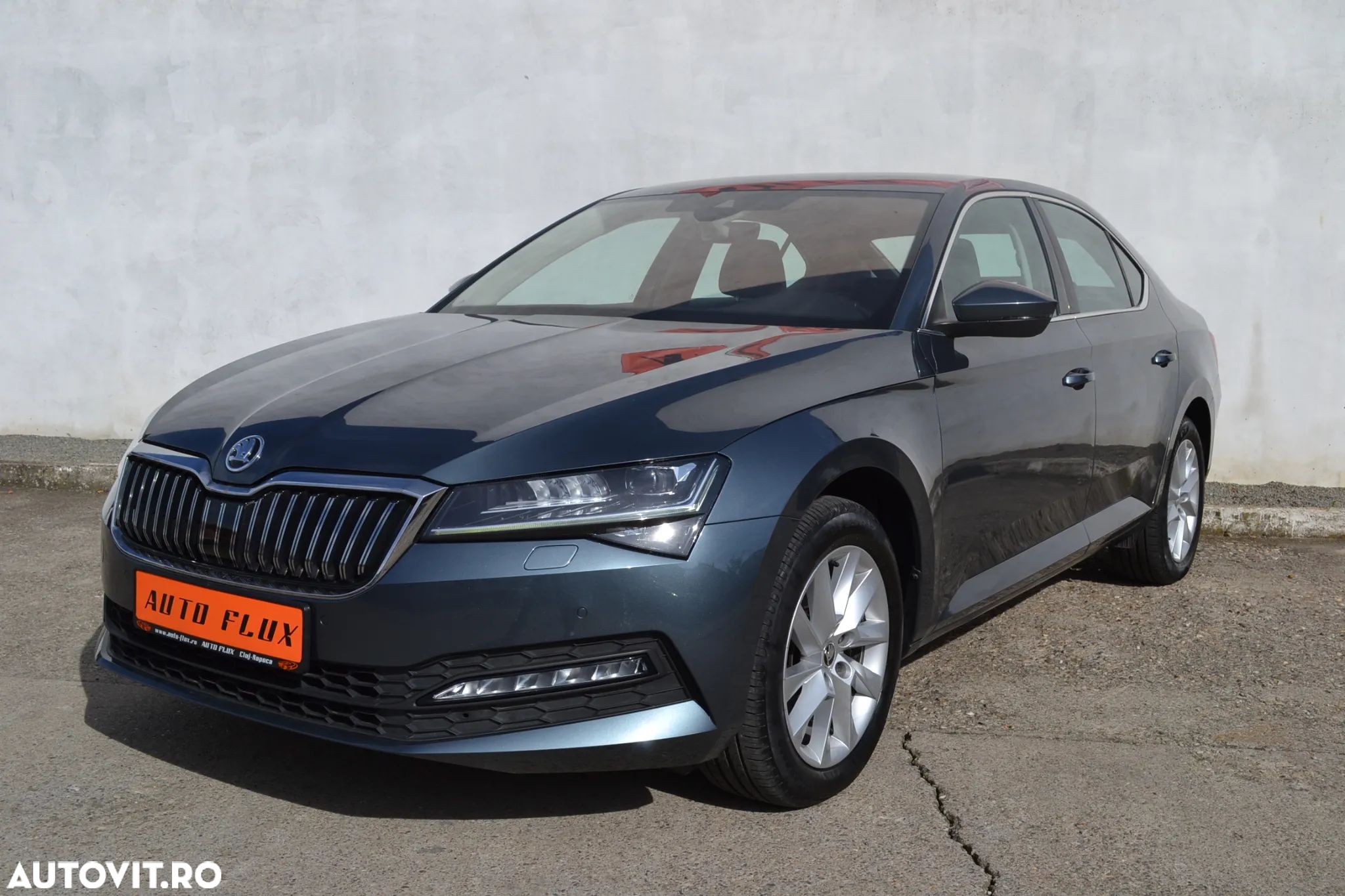 Skoda Superb 2.0 TDI 4X4 DSG Ambition - 1