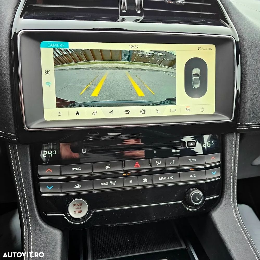 Jaguar F-Pace 20d AWD Aut. R-Sport Ingenium Edition - 11