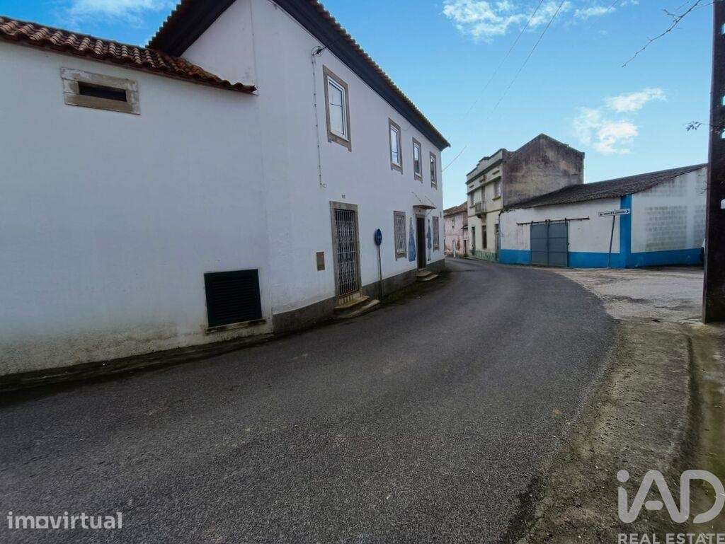 Casa / Villa T3 em Miragaia e Marteleira de 382,00 m2 - Grande imagem: 5/30
