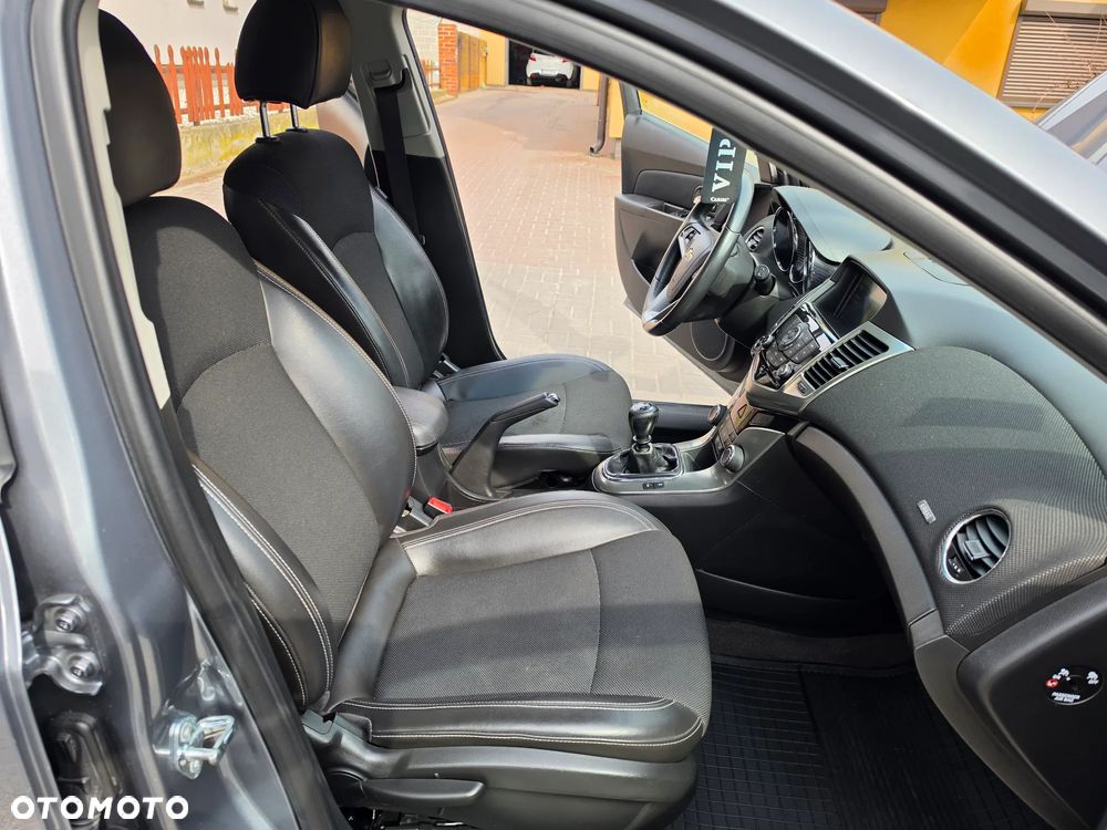 Chevrolet Cruze 2.0 LTZ - 17