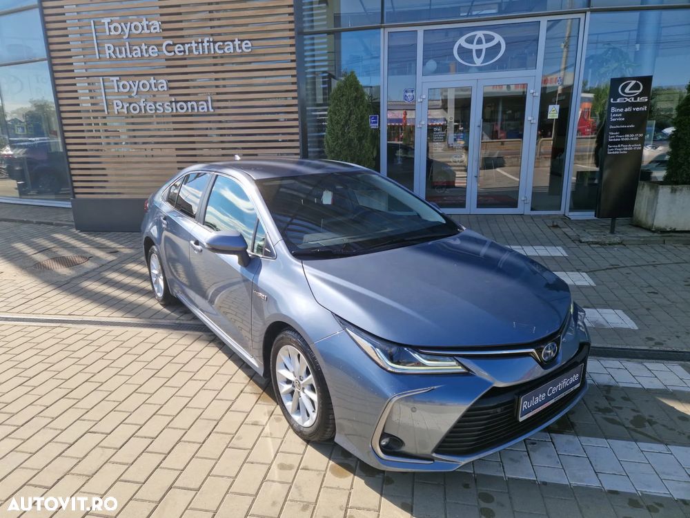 Toyota Corolla 1.8 HSD Business - 2