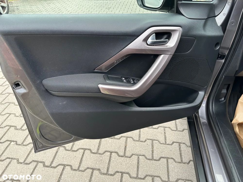 Peugeot 2008 82 VTI Allure - 8