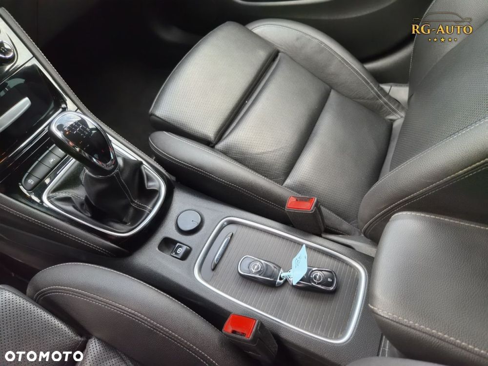 Opel Astra - 32