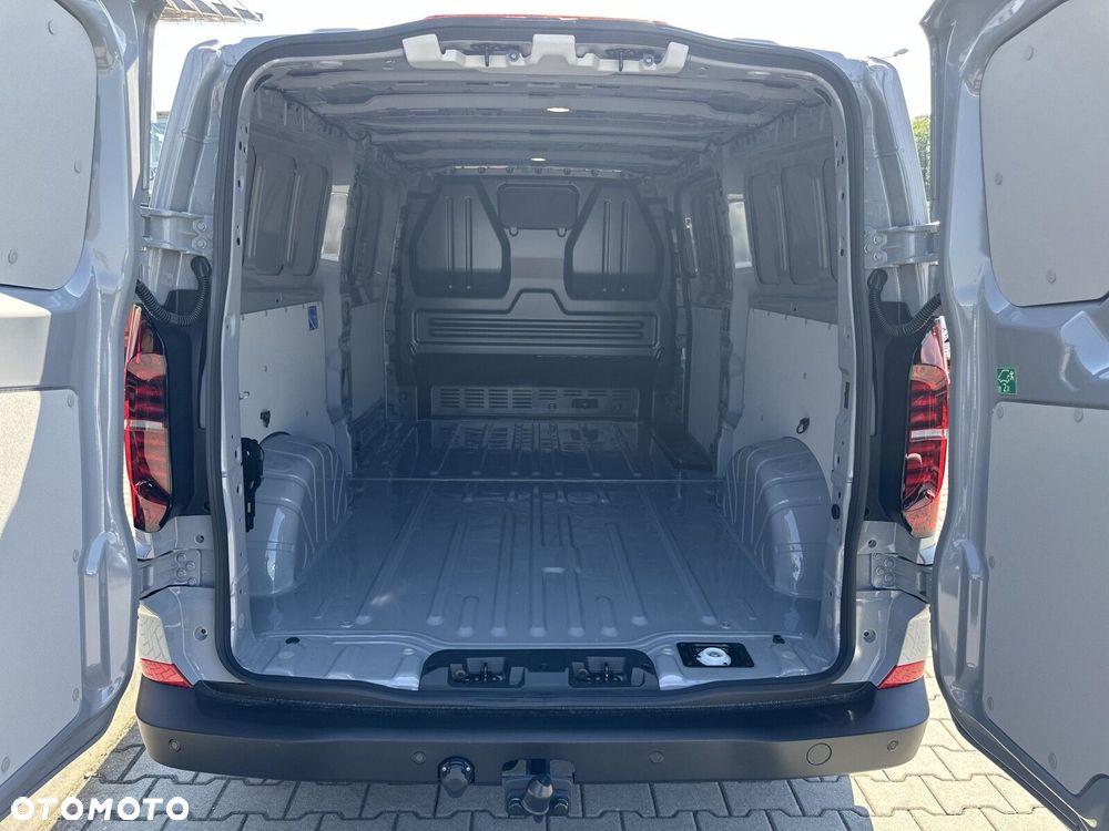 Volkswagen Transporter NOWY TRANSPORTER 3.500 Furgon 2.0 TDI 125 kW 4MOTION AUTOMAT 8-G - 18