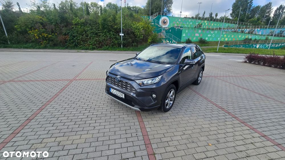 Toyota RAV4 - 6