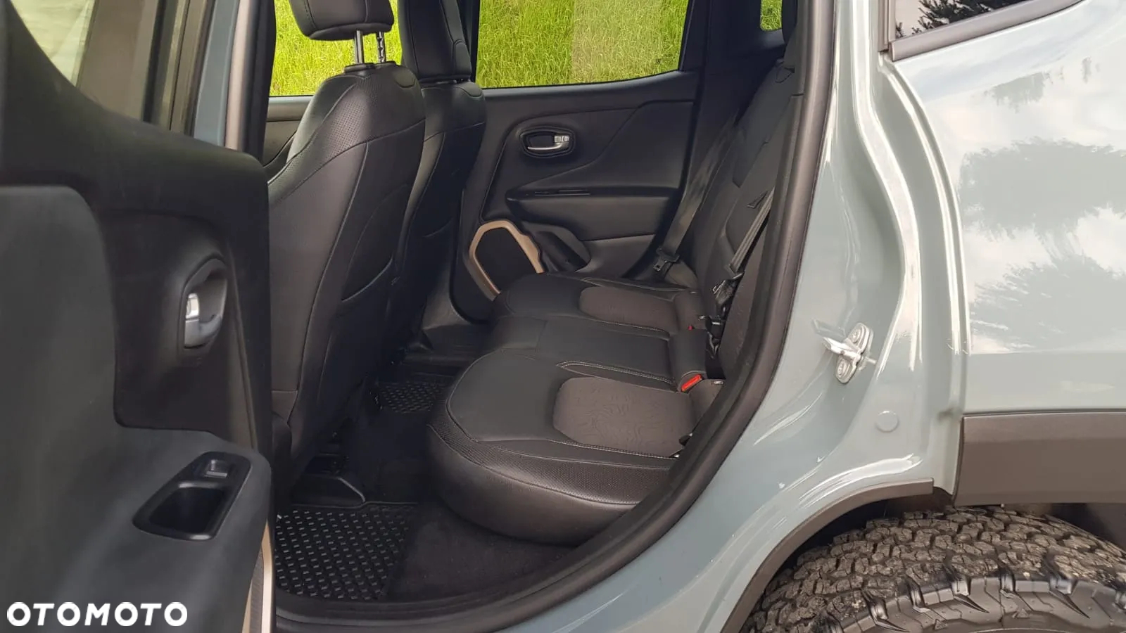 Jeep Renegade - 13