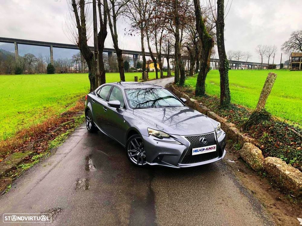 Lexus IS 300H F Sport - 7