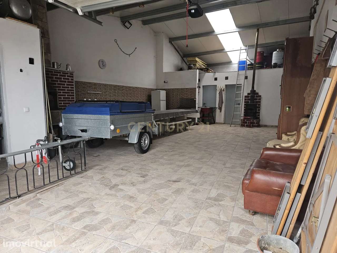 Armazém em Alcains, Castelo Branco - 100m² com boas características - Grande imagem: 4/18