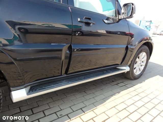 Mitsubishi Pajero 3.2 DID Instyle - 22