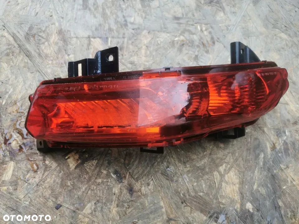 Lampa lewa tył Piaggio MP3 500 350 HPE 19r - 1