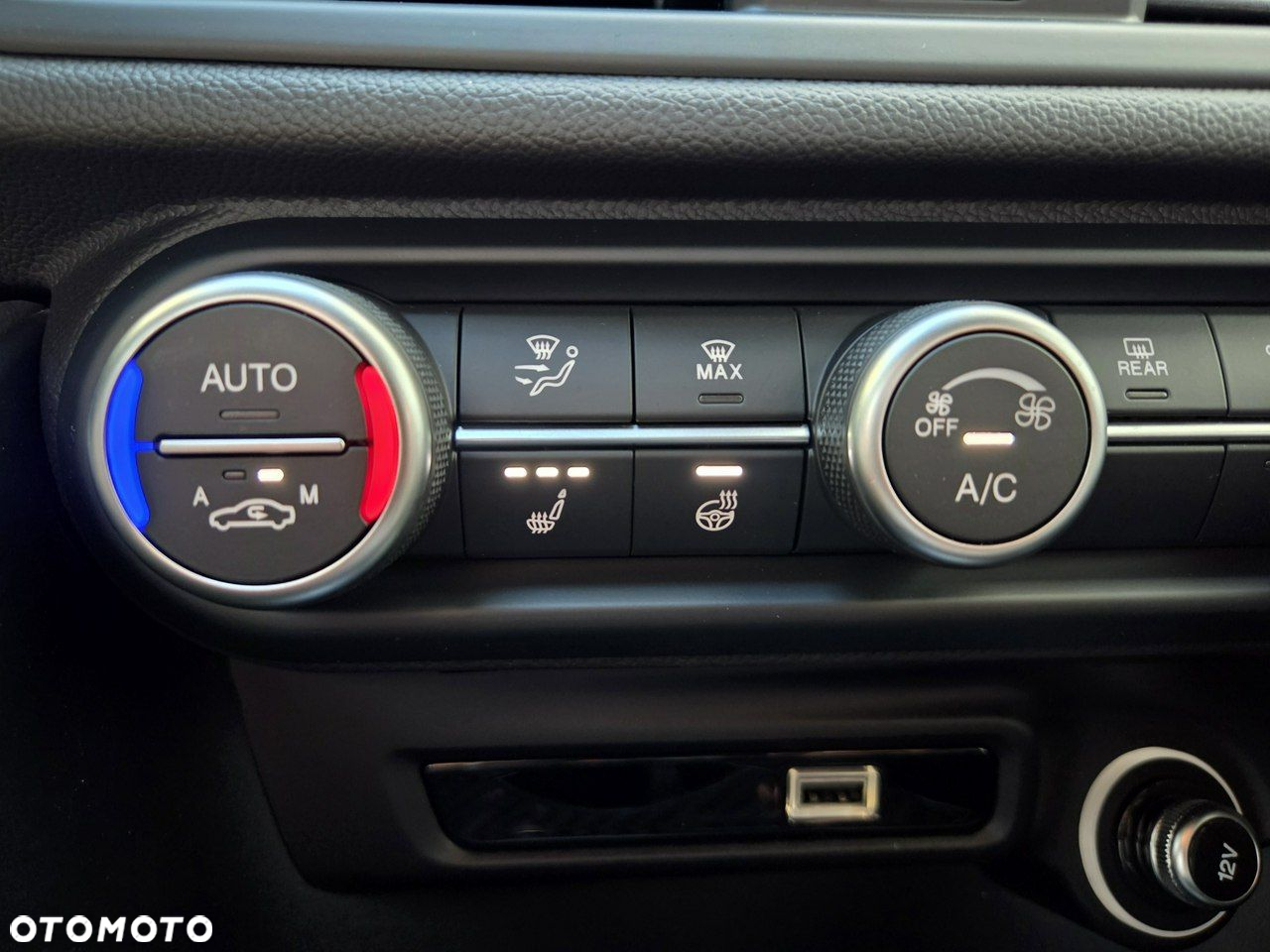 Alfa Romeo Giulia 2.9 Bi Turbo V6 Quadrifoglio - 28