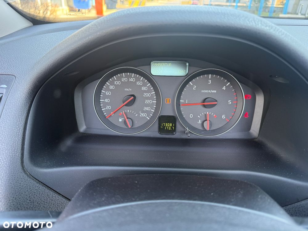 Volvo C70 2.0D Momentum - 14