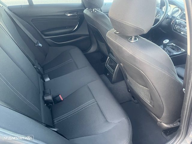 BMW 116 d Line Sport Shadow - 29