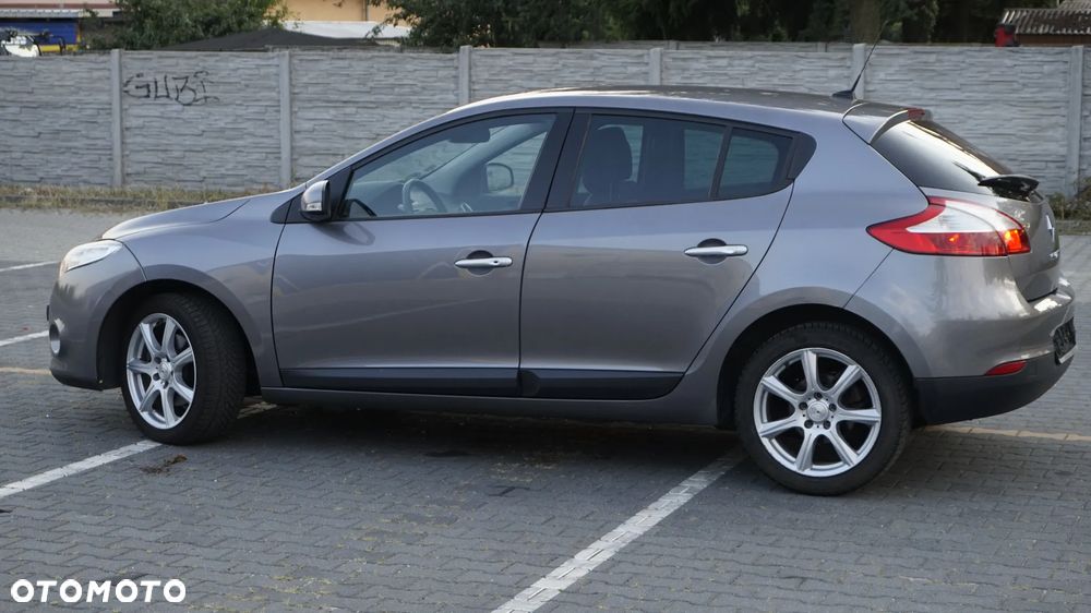 Renault Megane 2.0 dCi 16V Privilege - 11
