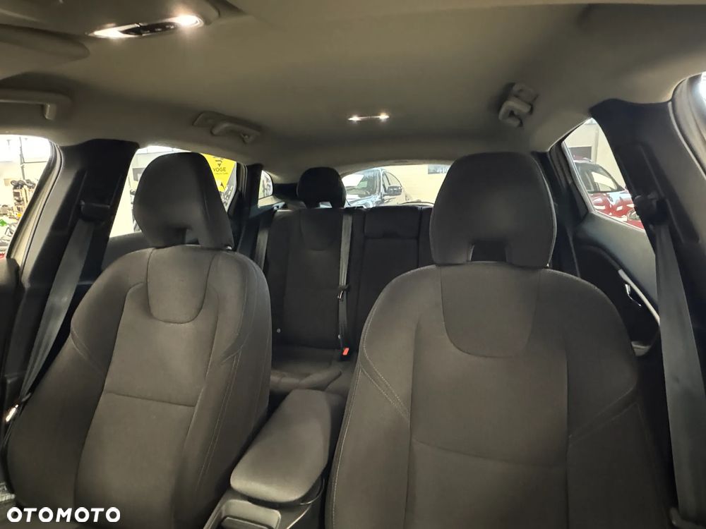 Volvo V40 T3 Drive-E Kinetic - 12