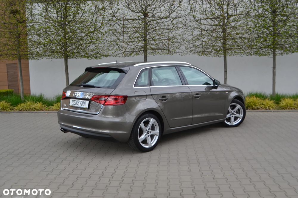 Audi A3 Sportback - 4