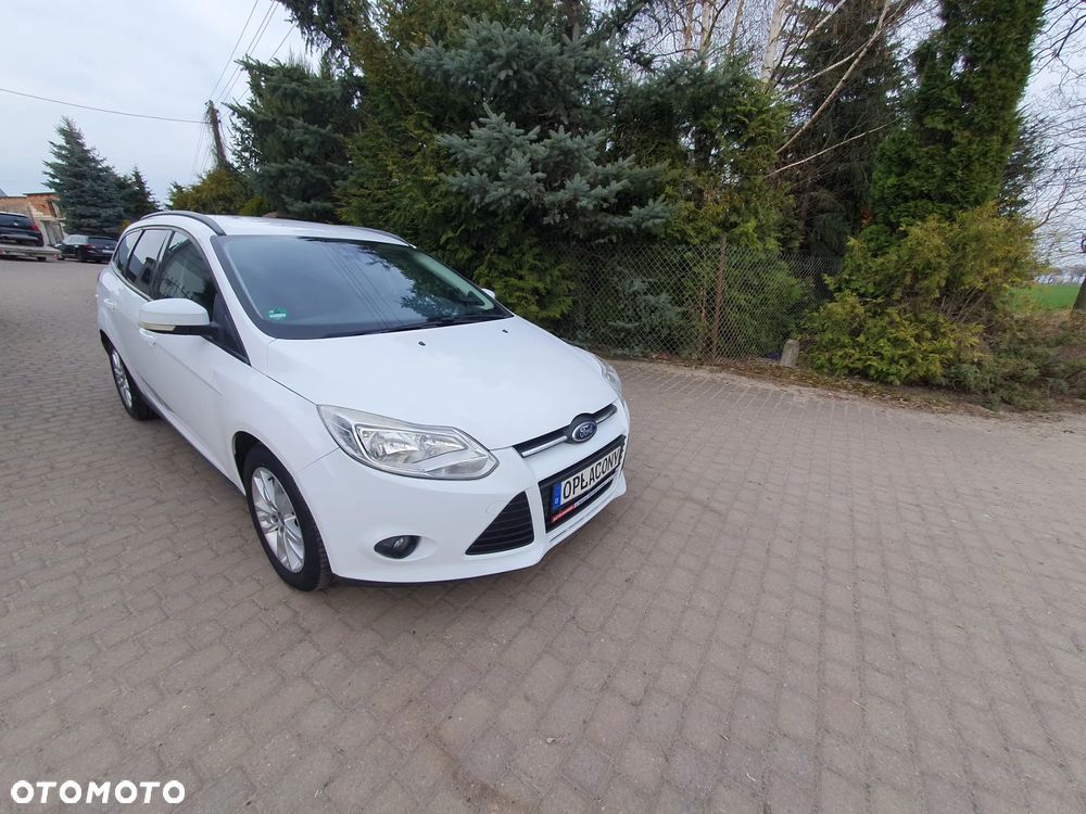 Ford Focus 1.6 TI-VCT Ambiente - 4