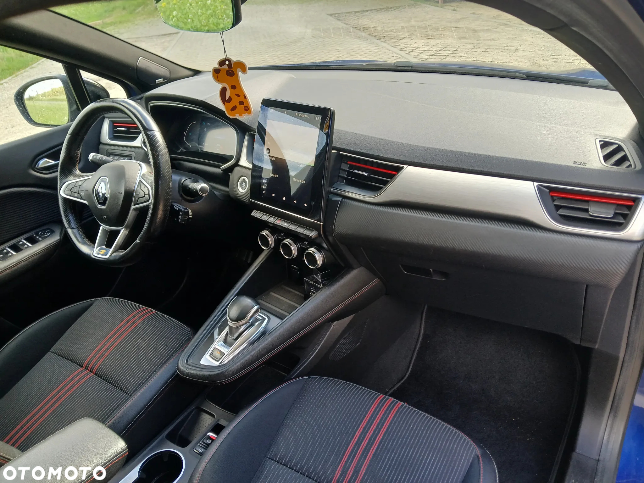 Renault Captur 1.6 E-TECH Full Hybrid 145 Intens - 11