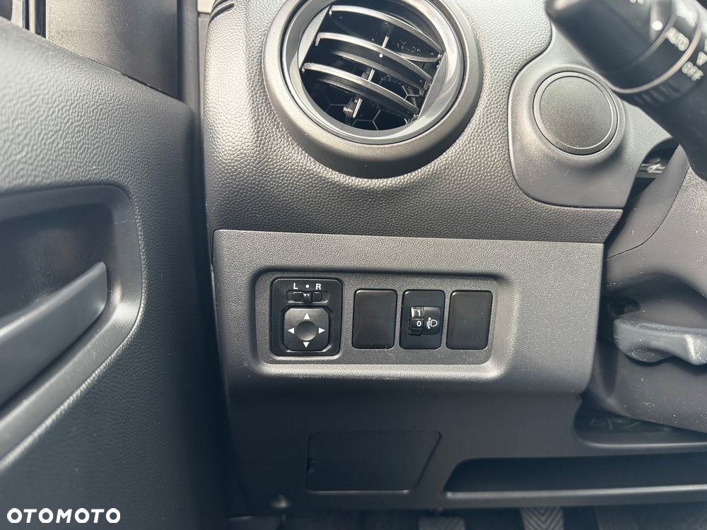 Mitsubishi Space Star 1.0 Invite - 24